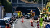 Accidente en la BI-30 provoca retenciones hacia Barakaldo y mantiene dos carriles cortados