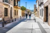 Aldeacentenera concluye siete años de obra y convierte la calle Libertad en eje peatonal accesible