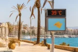 Baleares en alerta por calor: Mallorca en naranja con 39-40 ºC y resto del archipiélago en amarillo