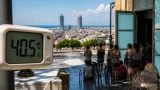 Barcelona registra un récord histórico de 40,5 °C y habilita refugios contra la ola de calor
