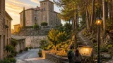 Bureta, entre palacio y bosque encantado: una escapada breve con historia y creatividad