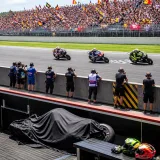 Marc Márquez domina el sprint de Sachsenring y aprieta la pelea por el Mundial