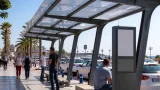 Fuengirola instala zonas de sombra fotocatalíticas en paradas de taxi para mejorar confort y aire