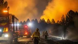 Incendio en Cañizar del Olivar arrasa siete hectáreas y mantiene operativo nocturno