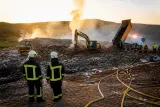 Incendio en el vertedero de Valladolid queda controlado tras toda la noche de labores