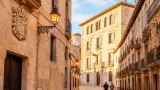 La Calle Caballeros, paseo señorial que reúne cinco siglos de historia en el casco antiguo de Soria