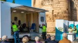 La Diputación y la UEMC lanzan un gimnasio móvil para llevar ejercicio supervisado a los pueblos