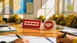 La Región cierra un acuerdo histórico para blindar las condiciones de los bomberos forestales