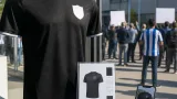 Leganés presenta una segunda equipación en negro y desata debate por el escudo blanco