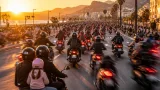 Más de 200 moteros dan voz a la pasión por las dos ruedas en la VI Ruta Nocturna de Ceuta