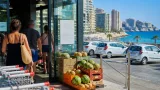Mercadona amplía apertura dominical en la costa de Alicante hasta finales de agosto