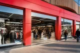 Motocard abre en Urbil la primera tienda de la cadena en Gipuzkoa