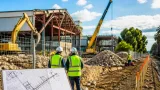 Proyecto del tren a San Pablo altera suelo industrial y obligará a derribar naves en Sevilla