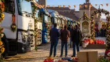 Segovia celebra a San Cristóbal mientras el transporte reivindica su futuro