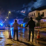 Detenidas dos personas por intentar volver a sus casas durante el incendio de Los Gallardos