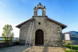 Sustraen la campana de bronce de la ermita de San Lorenzo en Zestoa