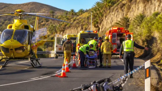 Accidente en la GC-65: motorista trasladado en helicóptero en Santa Lucía de Tirajana