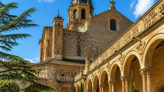 Cornada en San Fermín a un dirigente taurino de Guadalajara deja pronóstico reservado