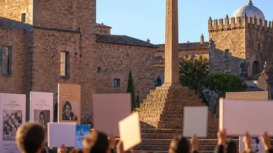 Debate en Cáceres por la Cruz de los Caídos: profesionales piden su retirada y rechazo al BIC