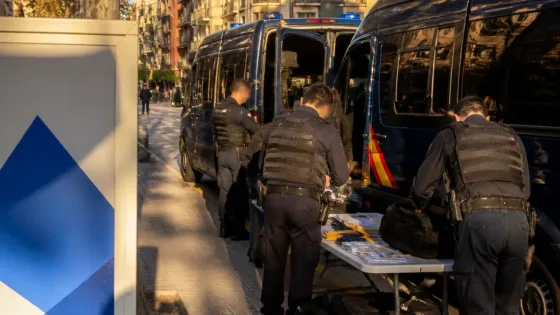 Detenidos en Badalona por vender empadronamientos que facilitaban permisos de residencia