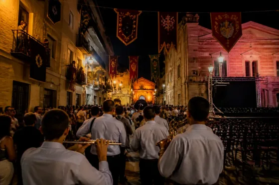 Las fiestas de Moros y Cristianos de Torrent se extienden por más barrios que nunca