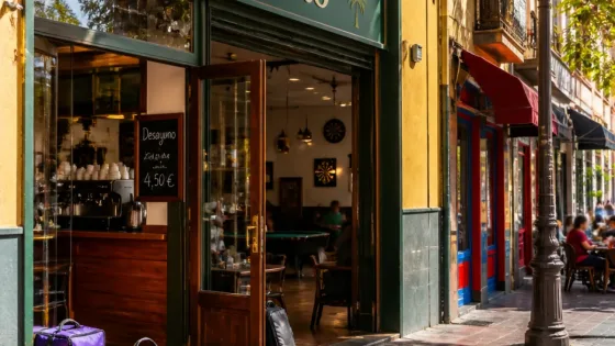 Nueva cafetería en San Gregorio refuerza la oferta comercial de Telde
