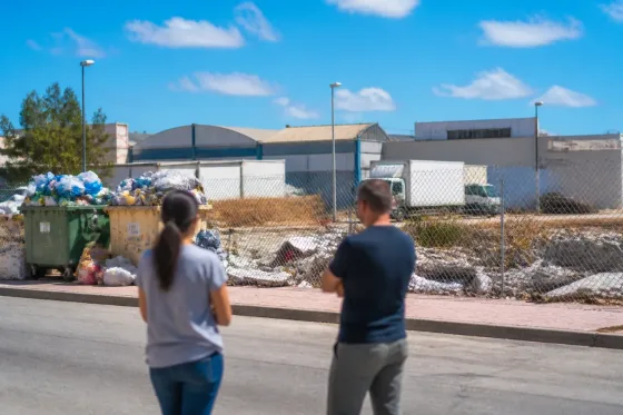 Orihuela exige soluciones para la gestión de residuos en el polígono Puente Alto