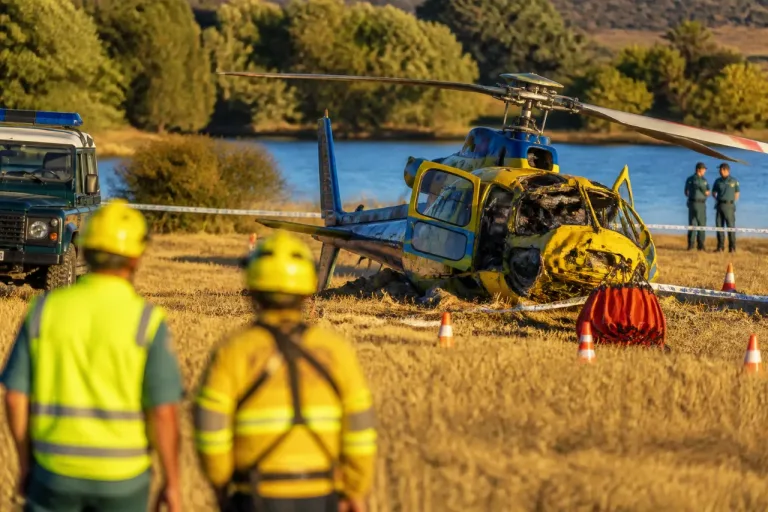 Accidente de un helicóptero de extinción en Salamanca deja al piloto ileso