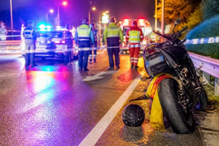 Algeciras: fallece una joven tras quedar atrapada una bandera en la rueda de su moto