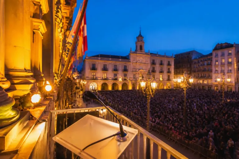 Antón Meana anunciará la Semana Grande desde el balcón del Ayuntamiento de Gijón