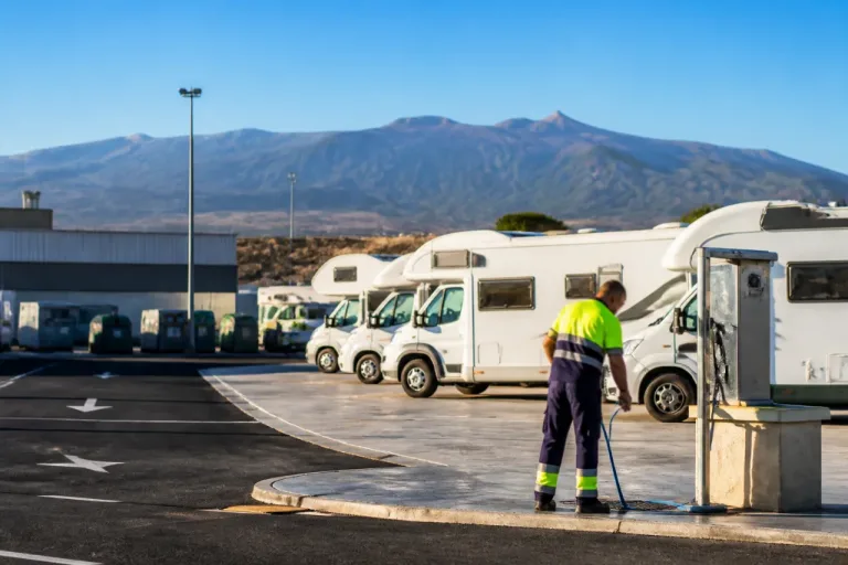 Arona estrena área gratuita para caravanas en la Planta de Transferencia de Malpaso