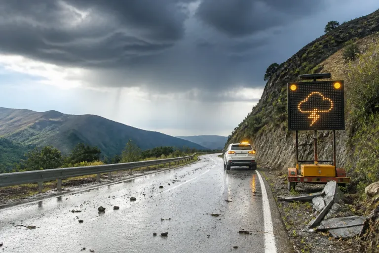 Aviso por tormentas y lluvias afecta a la provincia de León: precaución hasta la medianoche