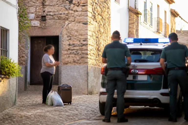 Detenida en Alcuéscar una mujer vinculada a robos por el 'abrazo cariñoso' en Cáceres