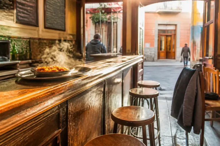 El histórico Bar Noguera cierra tras 68 años y deja huella en Mataró