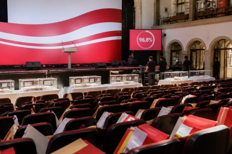 Fernando García Nicolás, proclamado secretario general del PSOE de Cáceres con el 96,8% y una ejecutiva renovada