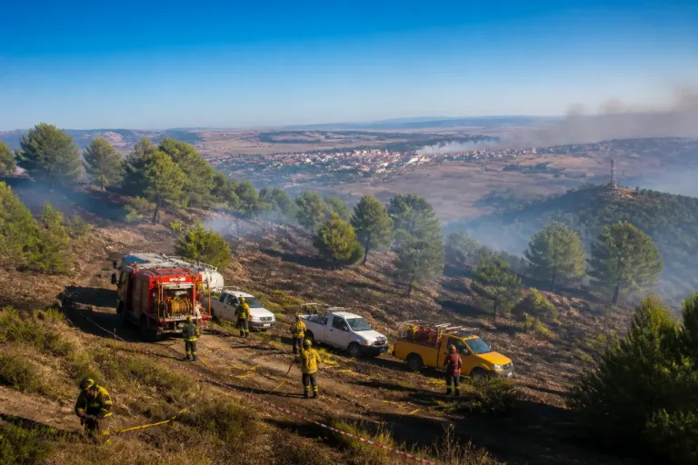 Incendio en Cabezarrubias mantiene operativo activo tras descender a nivel 0 en Ciudad Real