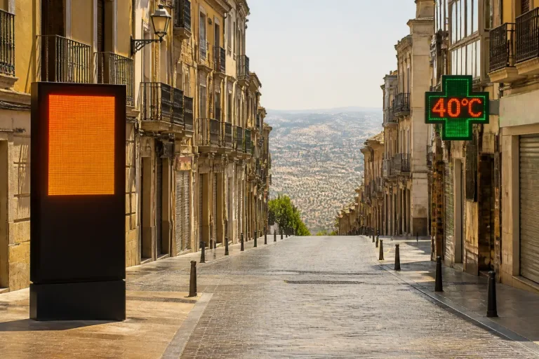 Jaén encara la segunda ola de calor con avisos naranjas y picos de hasta 40 ºC
