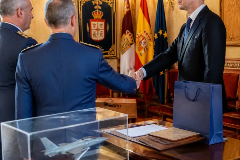 La Diputación de Albacete ratifica su apoyo institucional al nuevo coronel del TLP
