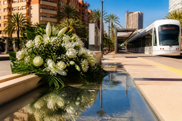 La Diputación de Valencia honra a las víctimas del accidente de Metro en su vigésimo aniversario