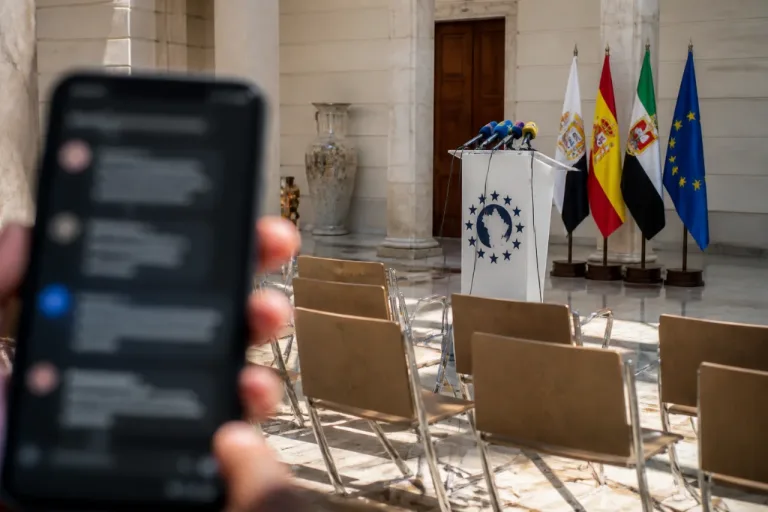 La FEMPEX respalda a Almendralejo y Badajoz tras insultos y amenazas a cargos públicos