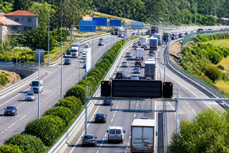 Las vías principales de Pontevedra soportan casi 374.000 vehículos diarios y aumentarán en verano