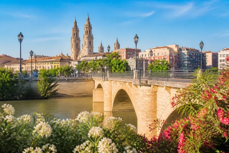Logroño recibe 3,08 millones en el convenio de capitalidad y proyectos por 148 millones en la legislatura