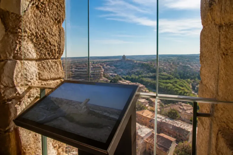 Los torreones del Alamín y Alvar Fáñez reabren con tecnología inmersiva y nuevos usos