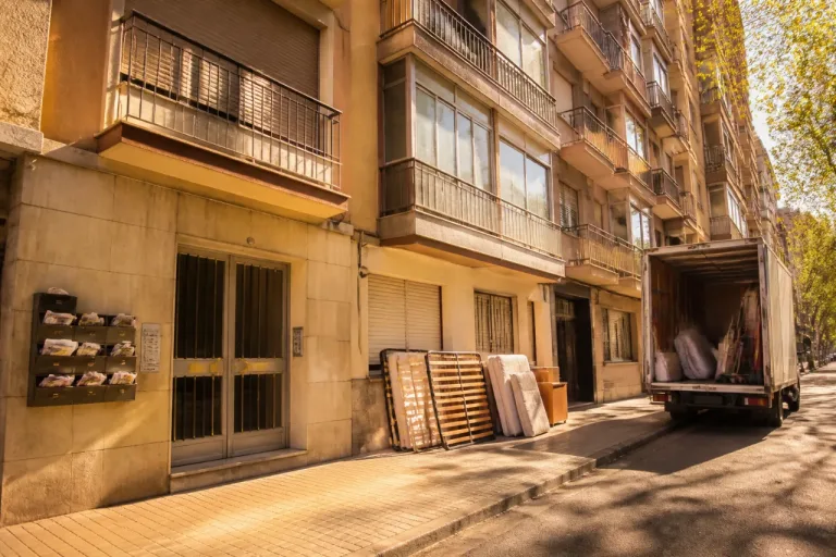 Más de 55.000 viviendas en Lleida están “a disposición” y no se alquilan pese a la demanda