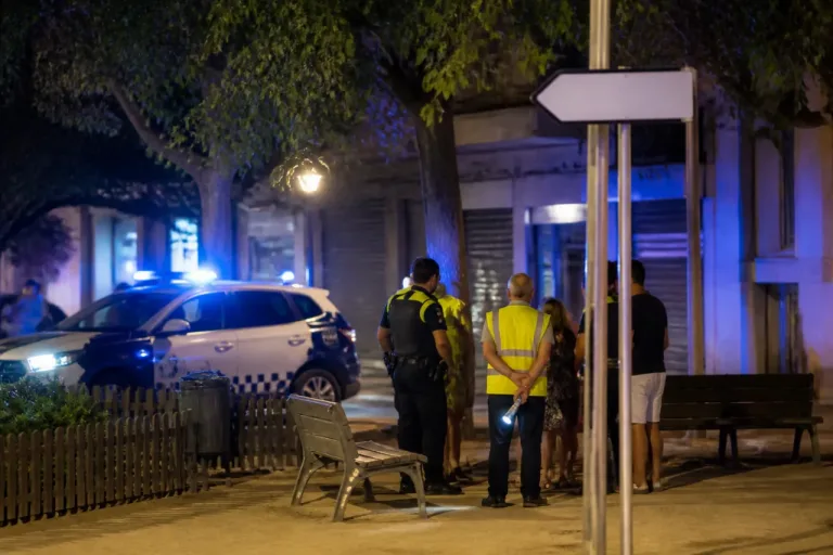 Mataró refuerza la noche con más policía, 12 serenos y agentes de convivencia