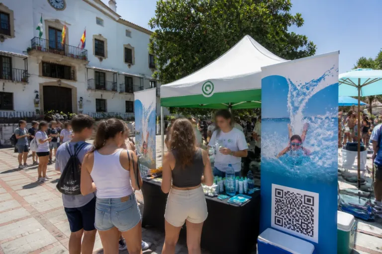 Mijas lanza la segunda edición de 'Mójate y cuídate' para prevenir daños por sol y vapeo
