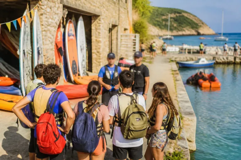 La Generalitat ofrece 14.000 plazas de ocio educativo para jóvenes este verano