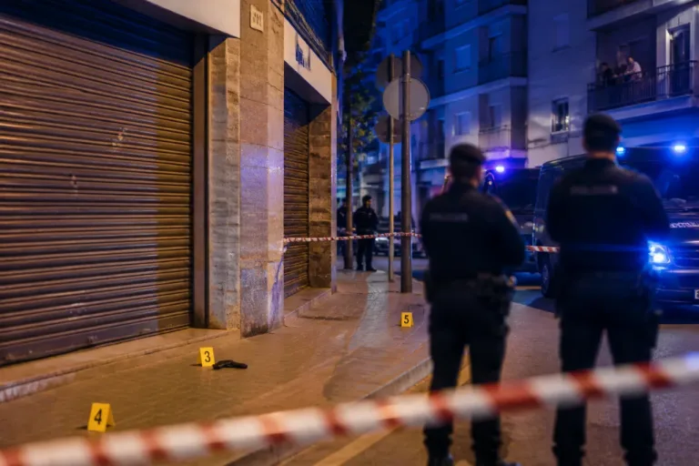 Tiroteo en la Creu Alta sacude Sabadell: hallan un arma y varios impactos en fachadas