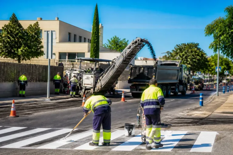 Toledo inicia en agosto obras en el Polígono para reparar calles y 55 pasos de peatones