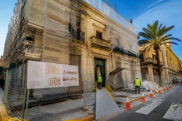 Torrevieja impulsa la Casa Polivalente de Asociaciones en la calle Tritón